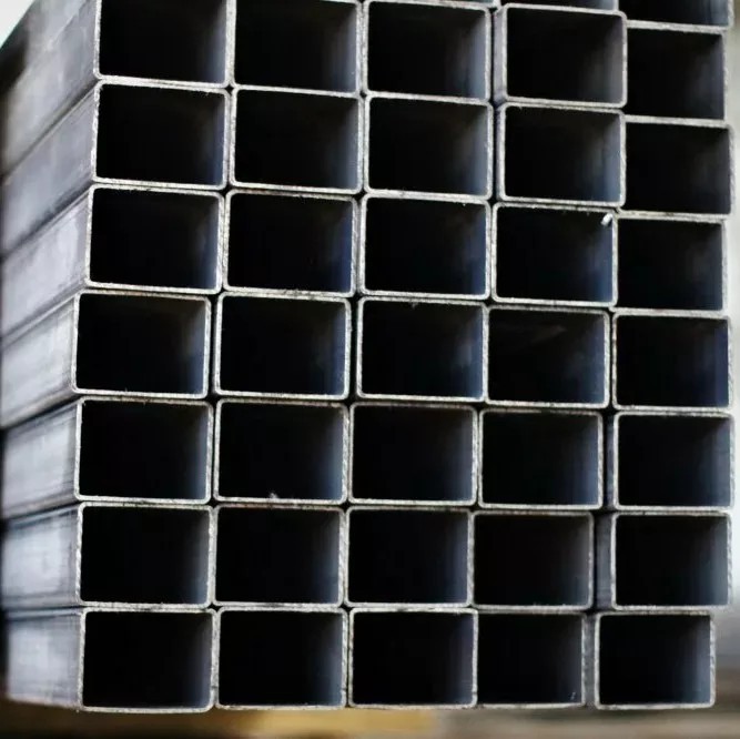 Труба прямоугольная стальная электросварная 45×30х2 мм Ст4пс ГОСТ 8645-68